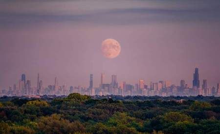 Moon over Chicago